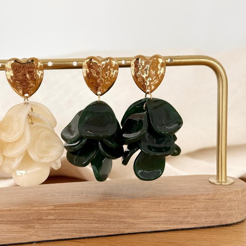 Boucles D'oreilles En Ambre Vert Plaqué Or 925 - Longueur 2.9 Cm - Fabrication Lituanie
