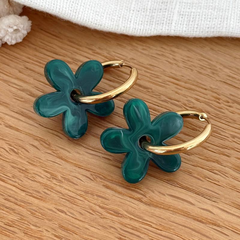 Creolen „Maria“ in Tannengrün und Stahl – Ohrringe –Instants Plaisirs  Schmuck