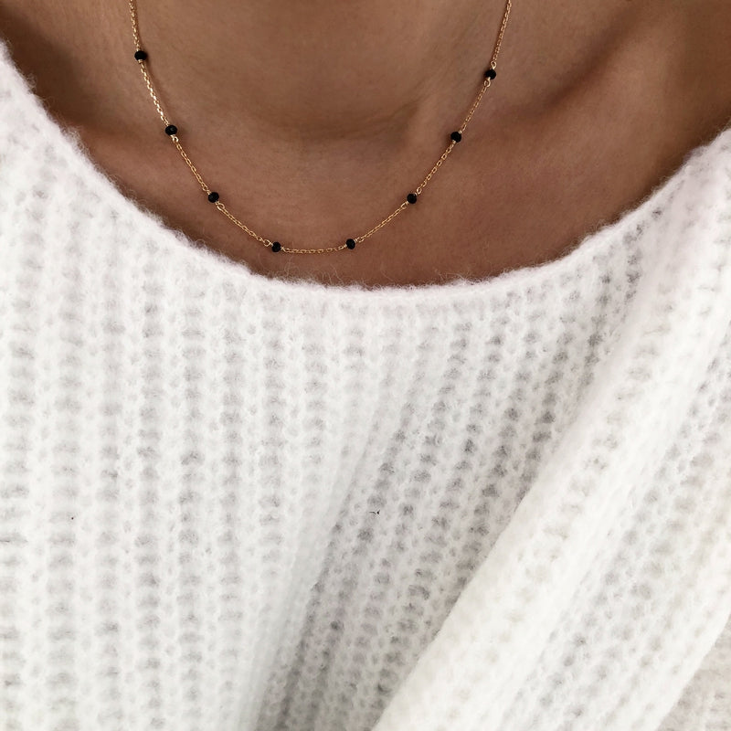 Halskette "Perla" schwarz vergoldet-instant-plaisirs-Instants Plaisirs - Schmuck