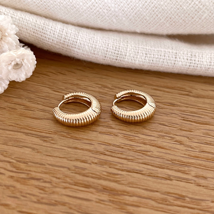 Gold-plated "Conie" hoop earrings