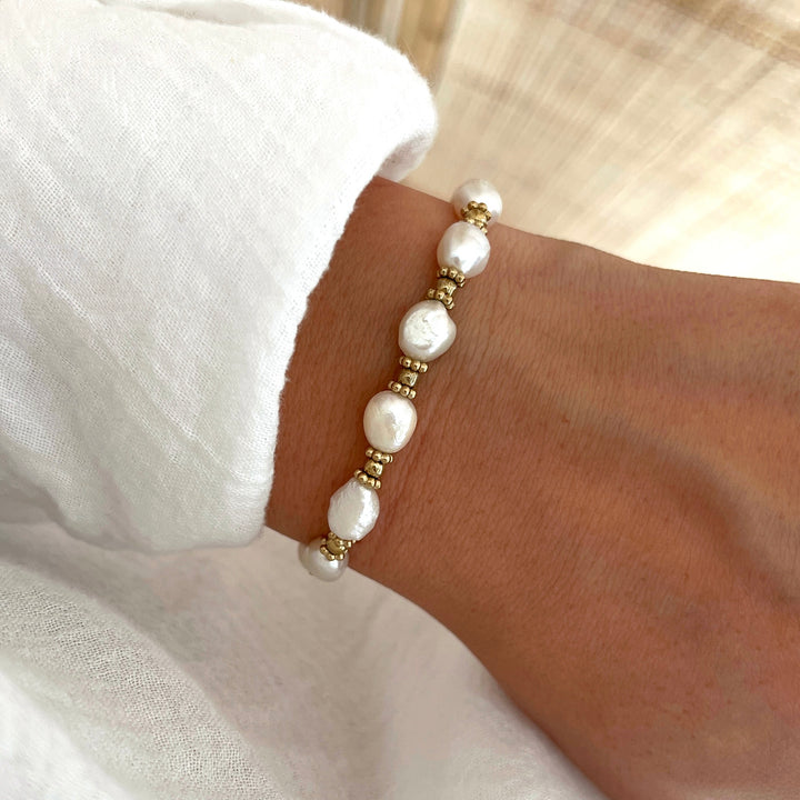 Dulcini" freshwater pearl steel bracelet