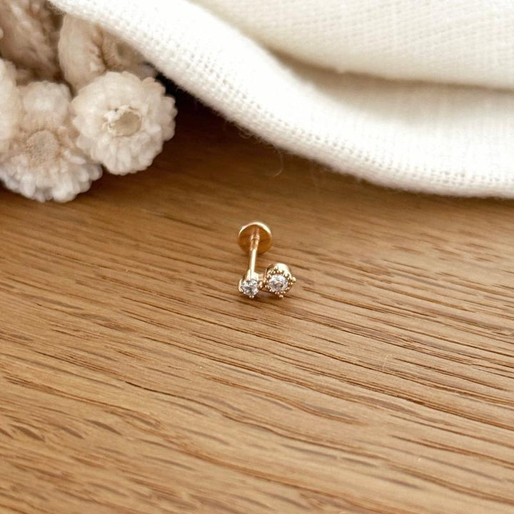 Gold-plated "Edwin" ear piercing