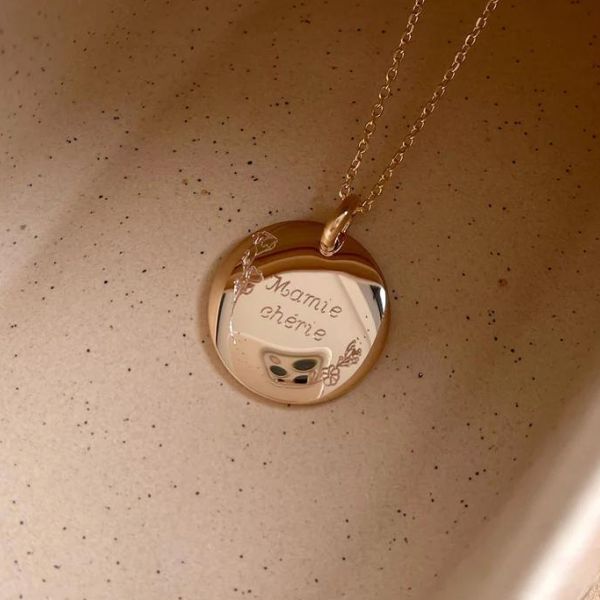 Grandmothers' Day on March 3—find the perfect gift! 