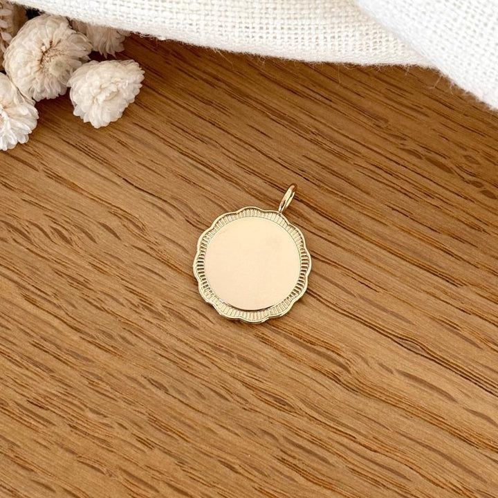 "Anna" pendant, 2 cm, gold-plated