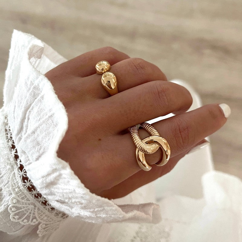 Gold-plated "Baguera" ring