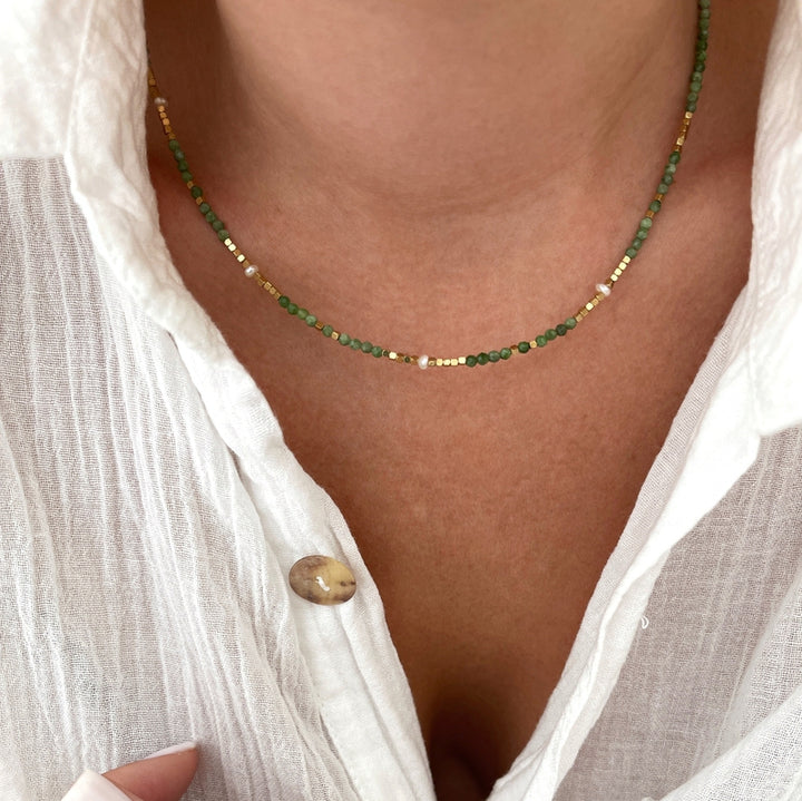 Wallis" african turquoise steel necklace