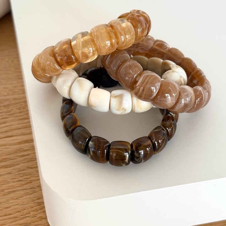 "Alia" ecru bracelet