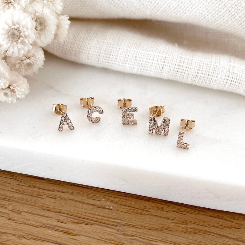 Pendiente mono «Muse» chapado en oro-Pendientes-instants-plaisirs-LetraInstants Plaisirs  Joyas