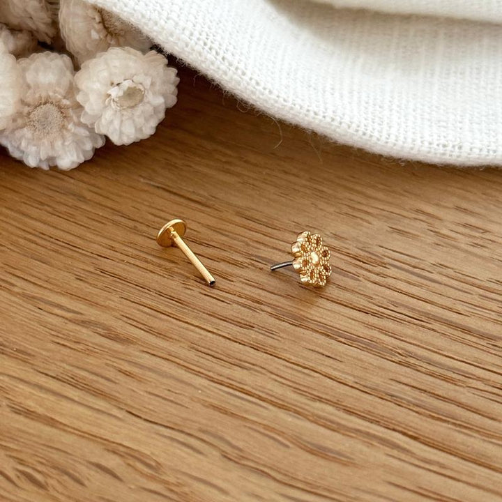 Piercing para oreja «Apie» chapado en oro