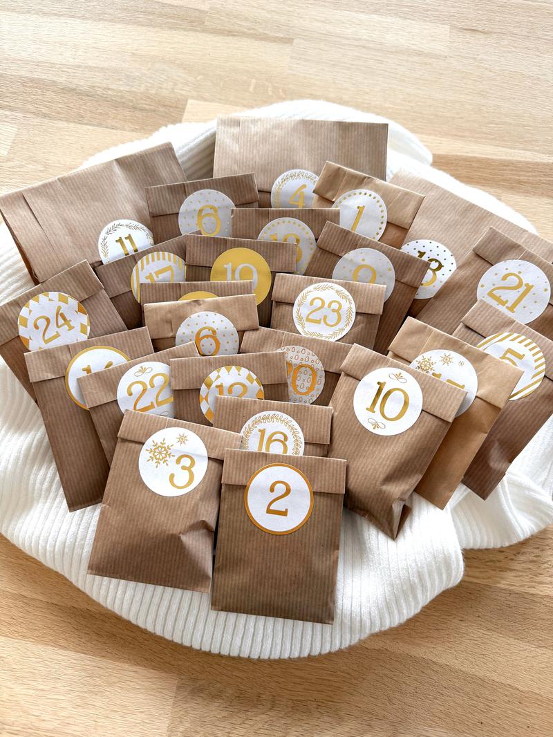 CALENDARIO DE ADVIENTO - Chapado en oro «Glamour Chic» - Calendarios de Adviento - Instants Plaisirs - Sin soporte -Instants Plaisirs  Joyas