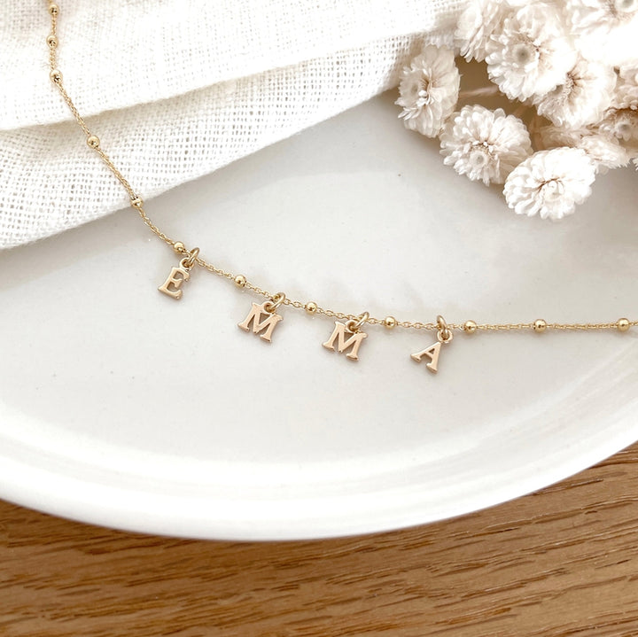 Collar «Initial» chapado en oro-Collares-instants-plaisirs-1 letra-3Instants Plaisirs  Joyas