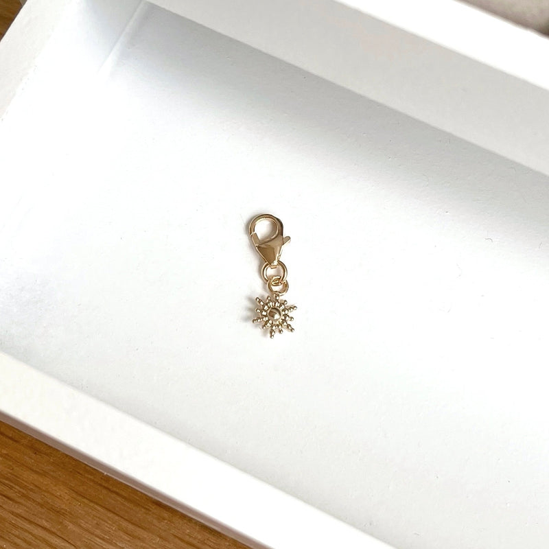 Charm «Sol» chapado en oro - Dije y colgantes -Instants Plaisirs Joyas -Instants Plaisirs  Joyas