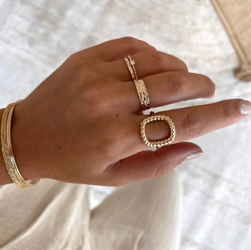 Anillo «Naysha» Chapado enInstants Plaisirs  Joyería