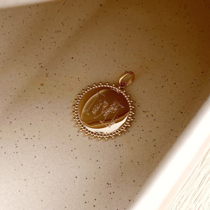 Colgante «Slorie» chapado en oro-Dijes yInstants Plaisirs  Joyas