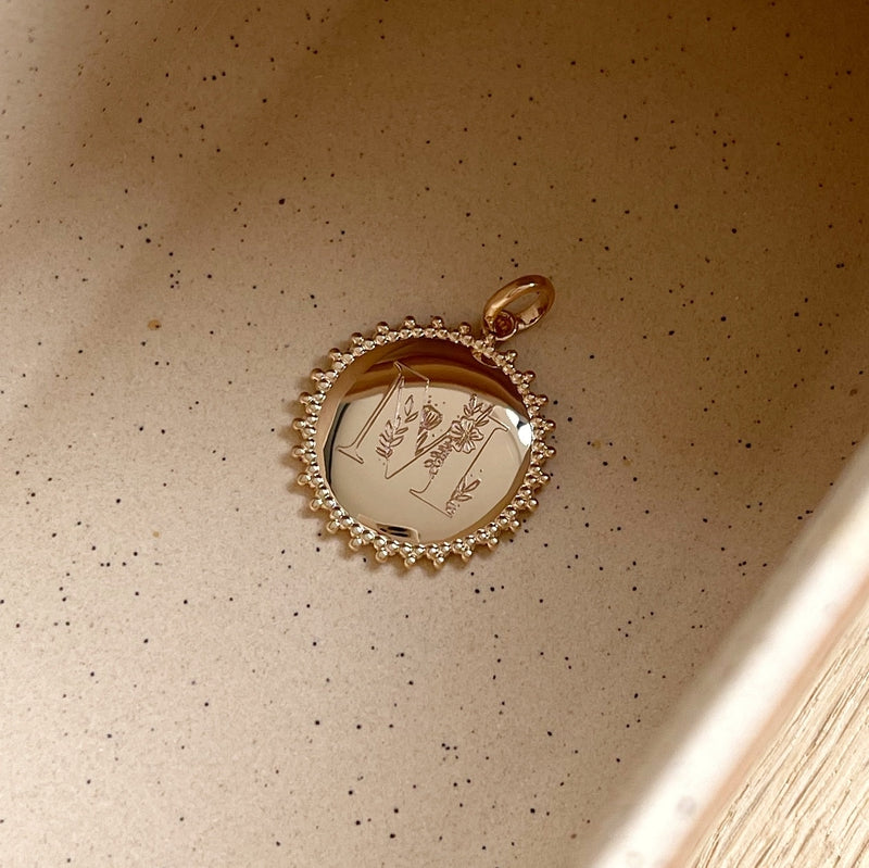 Colgante «Slorie» chapado en oro-Dijes yInstants Plaisirs  Joyas