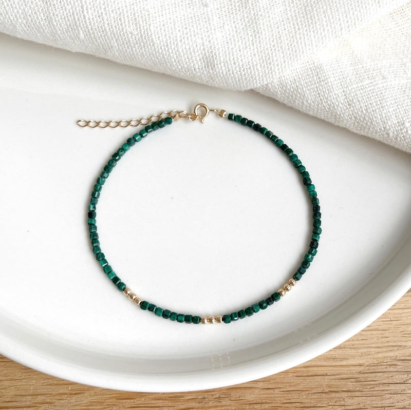 Chaîne de cheville "Hamin" malachite plaqué or-Bracelets de cheville-instants-plaisirs-Instants Plaisirs | Bijoux