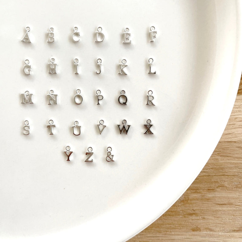 Colgante «Initial» plata-Dijes yInstants Plaisirs Instants Plaisirs  Joyas