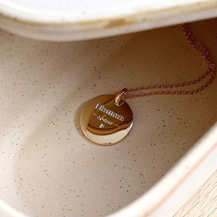 Collar «Maman chérie» chapado enInstants Plaisirs  Joyas