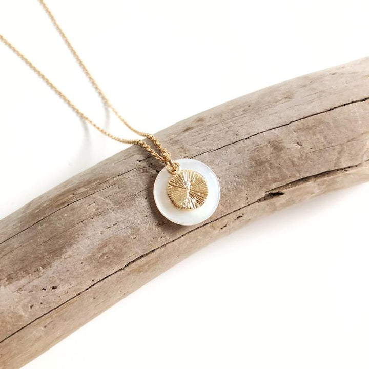 Collar «Soleil nacre» chapado en oro Instants Plaisirs  Joyas 