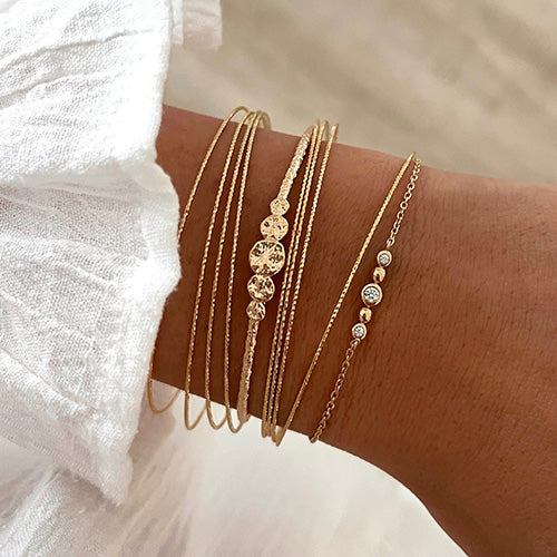 BLACK FRIDAY sur les bijoux Instants Plaisirs, des remises exceptionnelles à ne pas manquer, rendez-vous dès le 22 novembre 2023 sur notre site internet ! Satisfaction garantie !