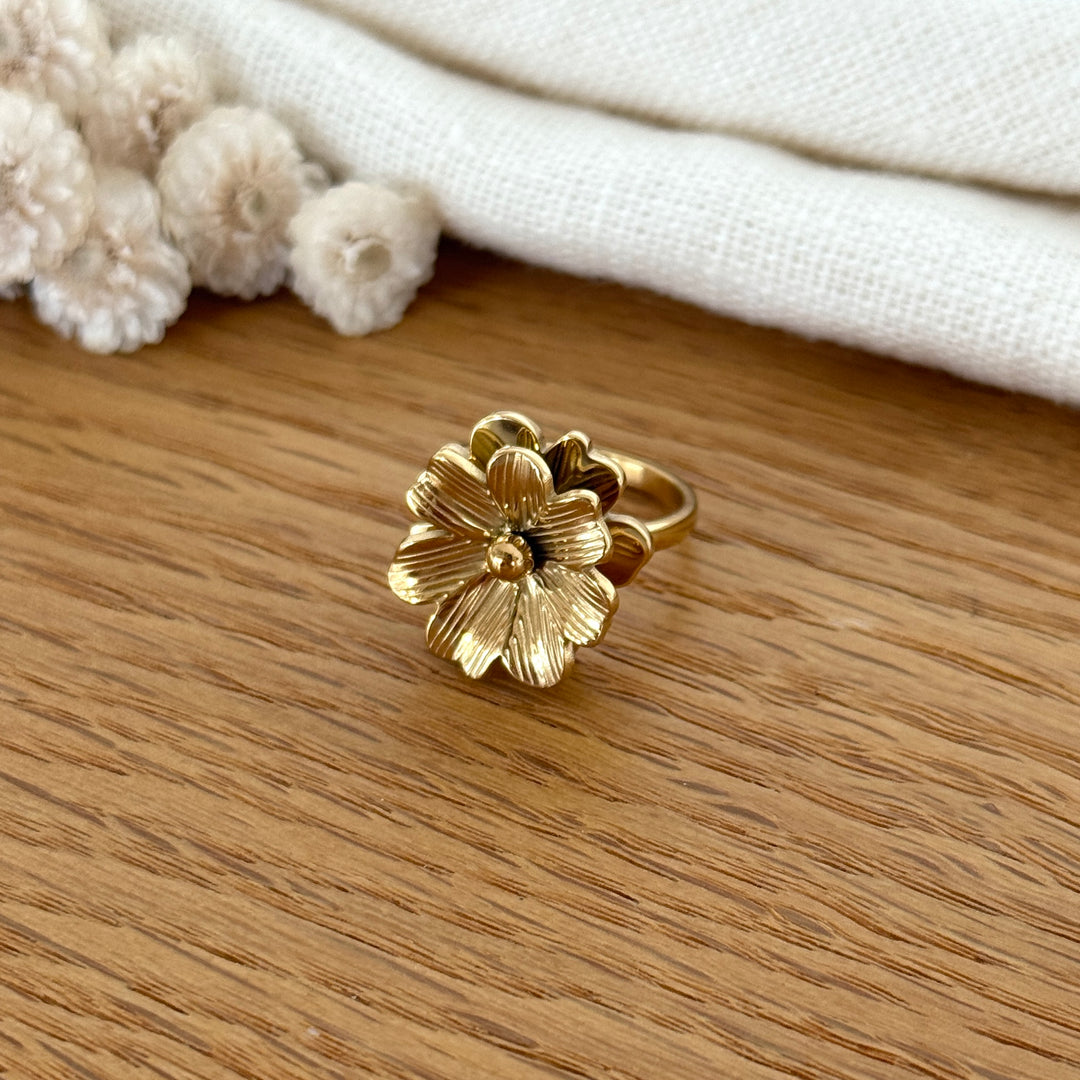 Anillo «Flor» de acero