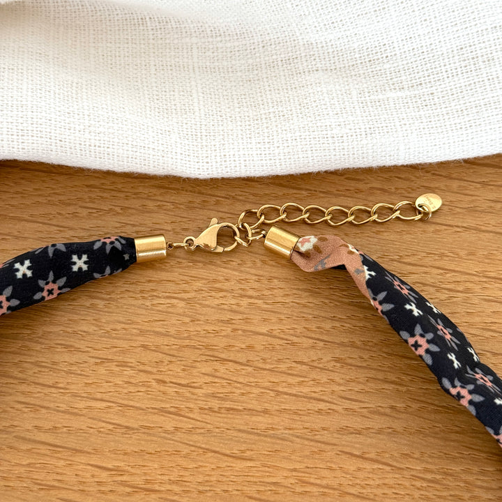 Collier foulard "Claire" acier