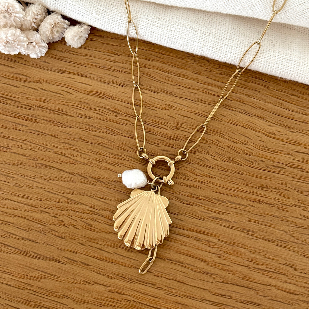 Pendentifs coquillage, perle d&