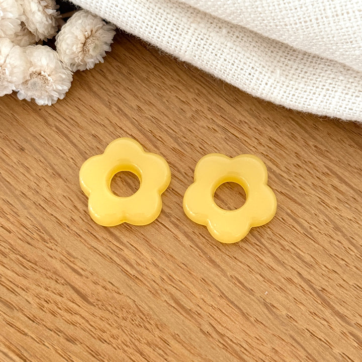 "Flora" Acetate Flowers