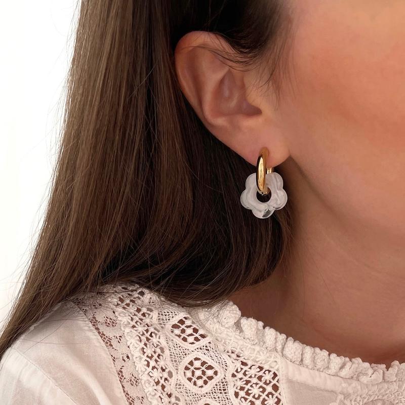 Boucles D'oreilles Créoles Acier Inoxydable Noir Avec Breloque Dé - Léger, Résistant - Bijou élégant Pour Femme