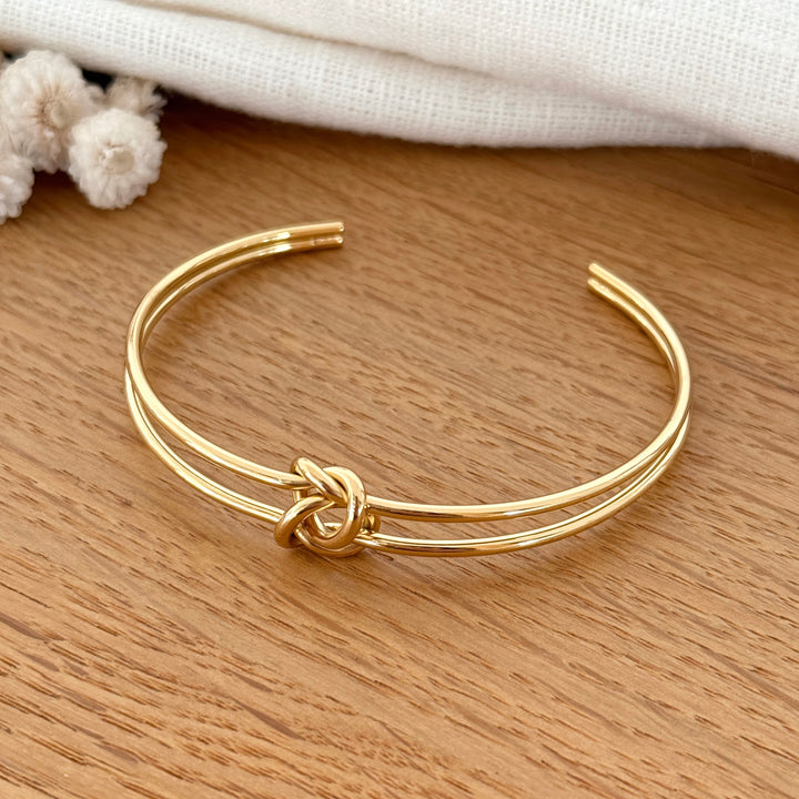 "Marie" steel knot bangle