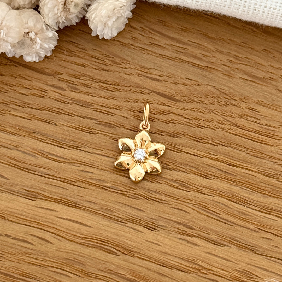 Pendentif "Fleur" plaqué or