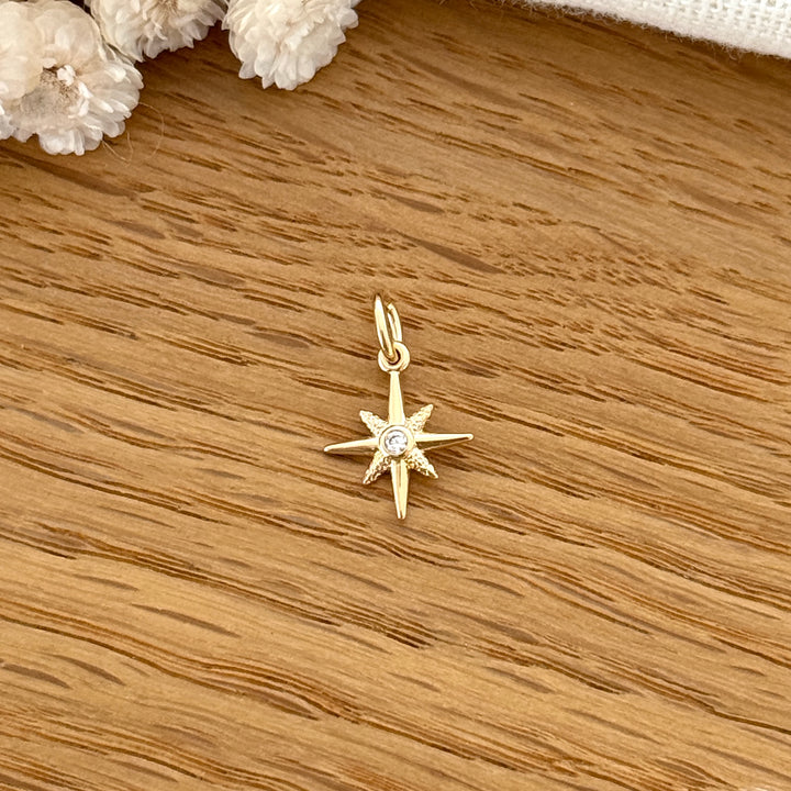 Pendentif "Étoile" plaqué or