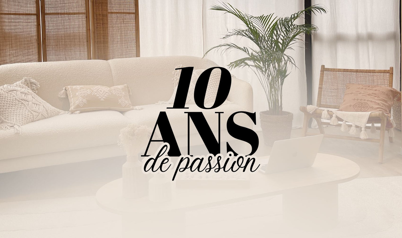 10 ans de passion - Instants Plaisirs fête ses 10 ans en 2024 - 10 ans de sélection et de créations de bijoux ! Nous remercions l'ensemble de nos clients pour leur confiance et espérons que notre surprise de fin d'année et la calendrier de l'avent bijoux leur plaira tout autant qu'à nous !