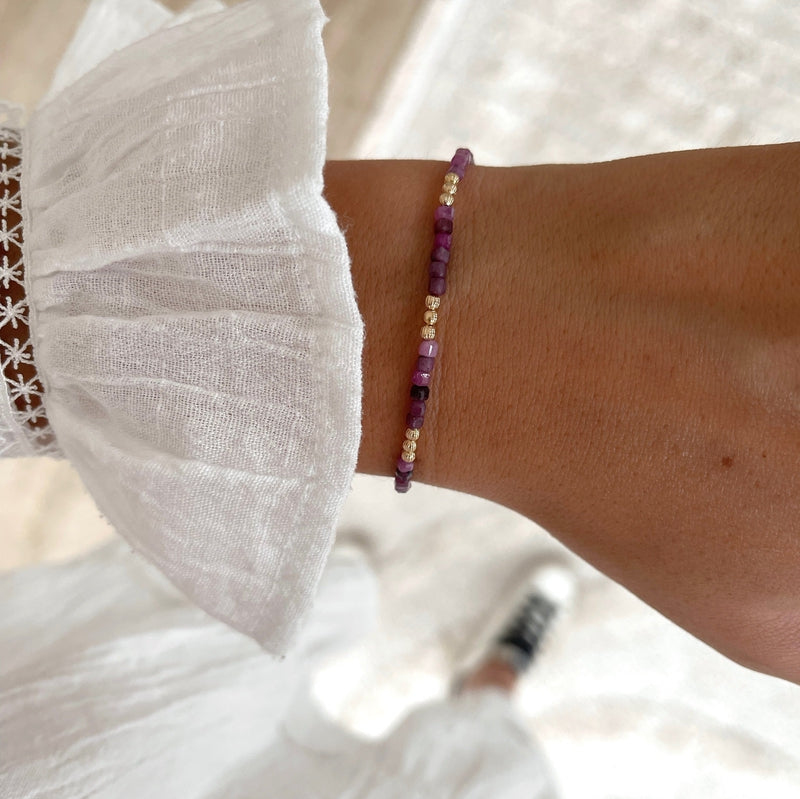 Bracelet "Hamin" rubis plaqué or-Bracelets-instants-plaisirs-Instants Plaisirs | Bijoux