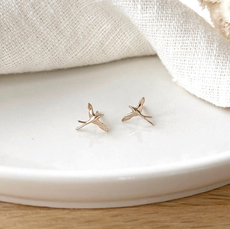 Boucles d'oreilles "Birdy" plaqu or - Puces oiseau hirondelle  Instants  Plaisirs | Bijoux