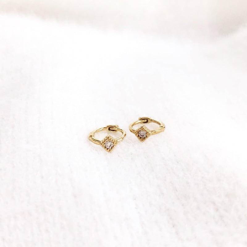 Creoli - Mini Zirconia - : - online da BIJOU BRIGITTE Creoli - Mini Zirconia - : - online da BIJOU BRIGITTE